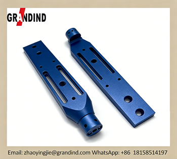 Componente anodizado azul de aluminio mecanizado CNC